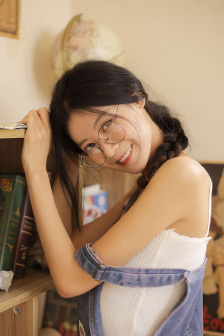 通房又娇又媚